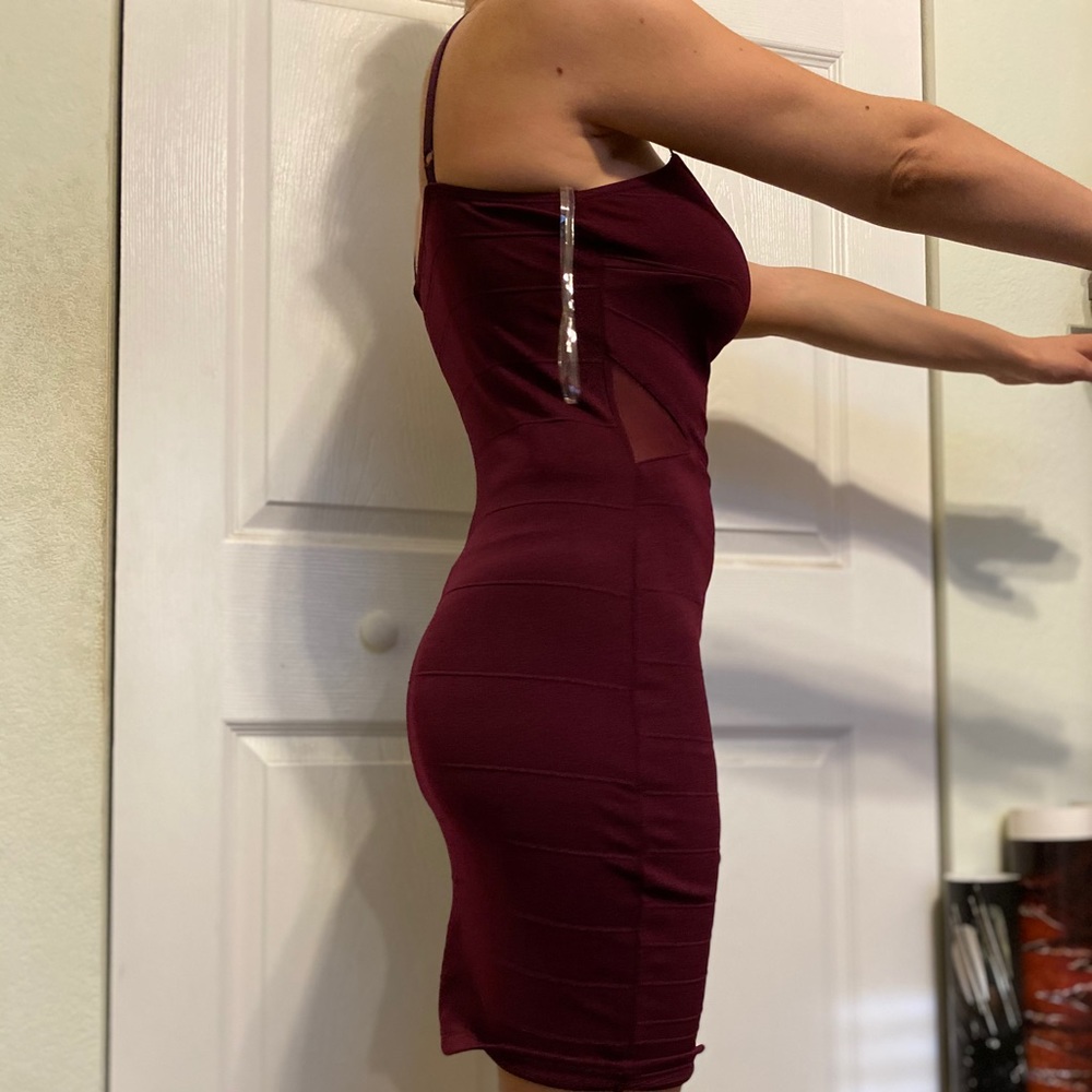 Dress - Picture 3 of 4